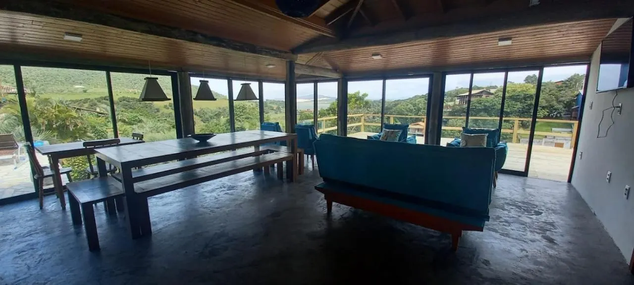 Villa Santorini Praia do Rosa com piscina e jacuzzi